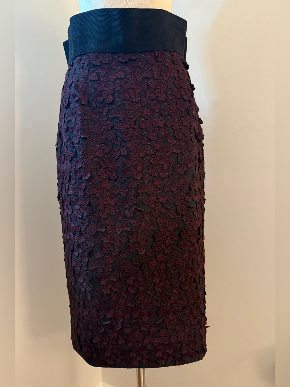 Marc Jacobs pencil skirt size 4